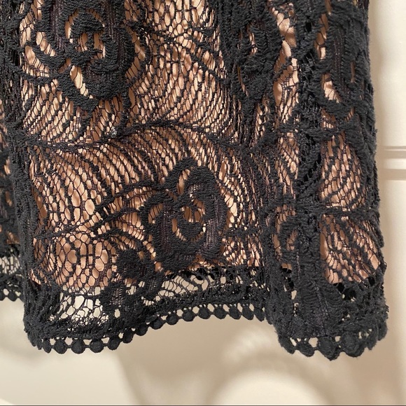 🖤 Black lace top - Picture 4 of 6